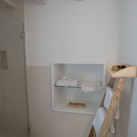 לינה וארוחת בוקר Corte Campanile Boutique מאלייה