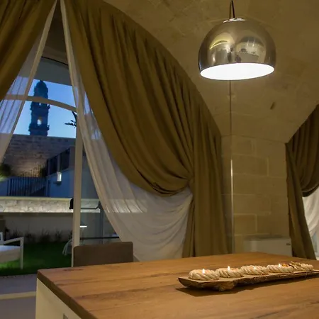 Corte Campanile Boutique 4* Maglie