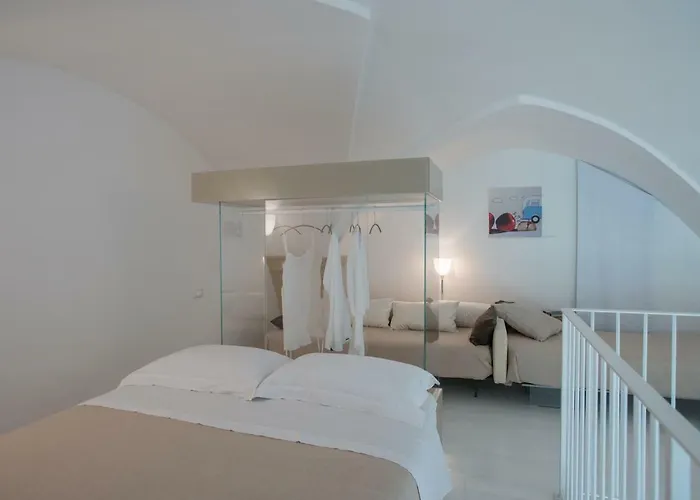 Corte Campanile Boutique 4* Maglie